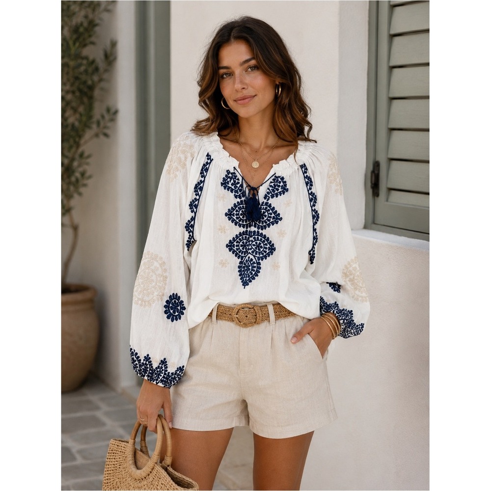 Tyler Boe Embroidered Peasant Blouse White Blue Boho Resort Coastal Size S